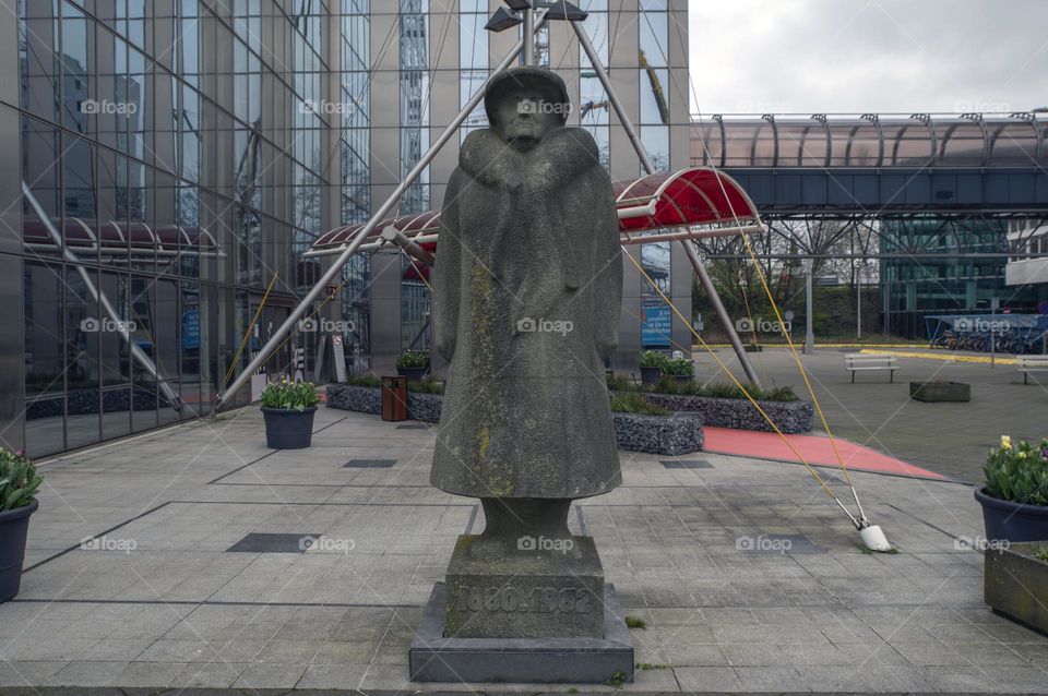 Statue Van De Naamgeefster At Amsterdam The Netherlands 29-3-2023