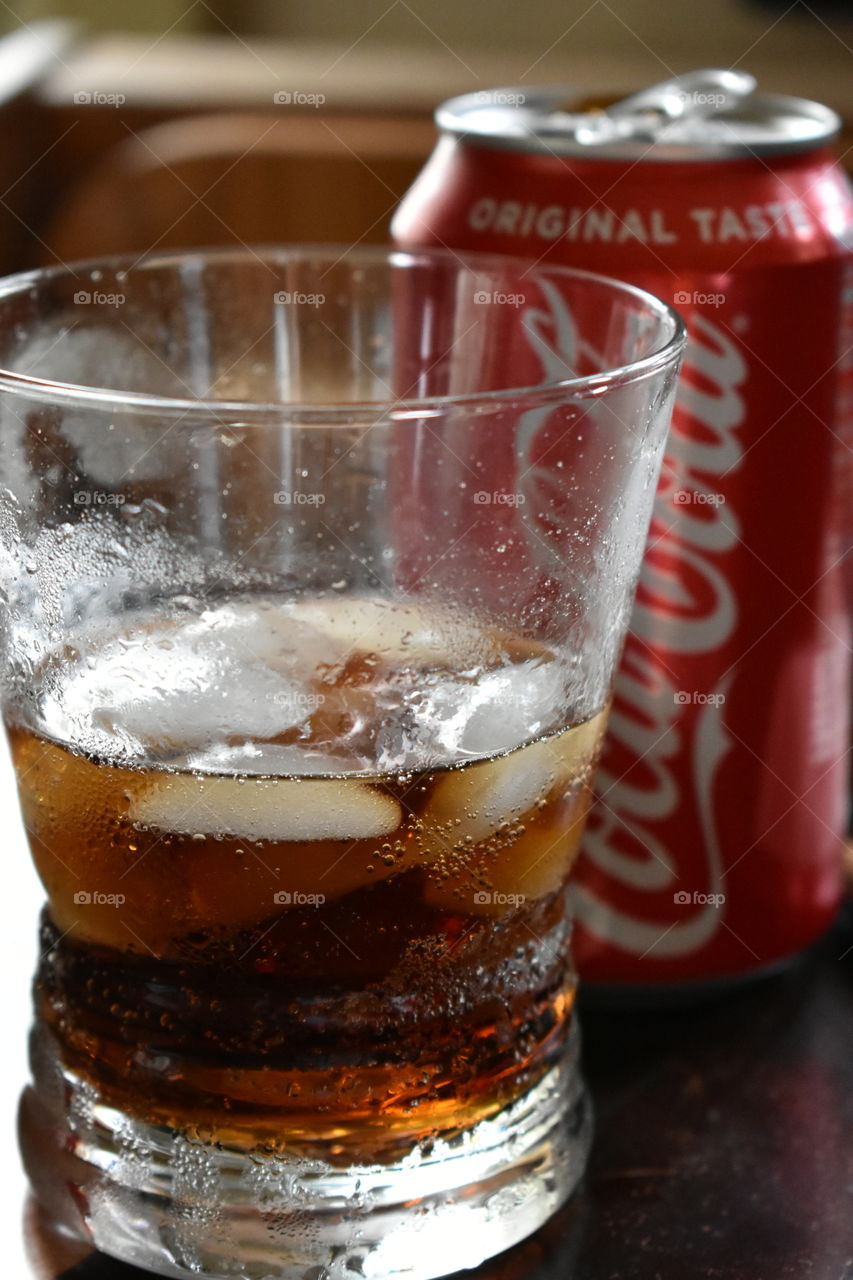 a cold glass of Coca-Cola so good.