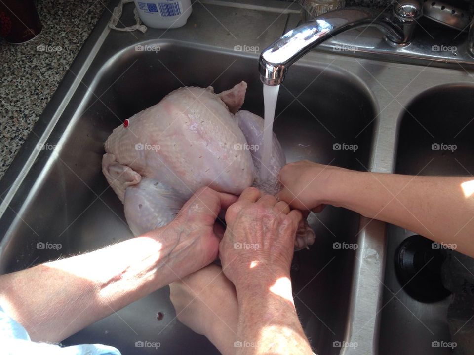 Hands on thanksgiving