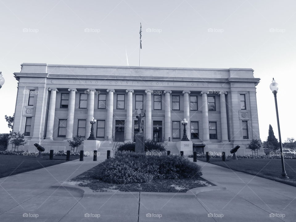 black and white architecture. in old town Fairfield California
