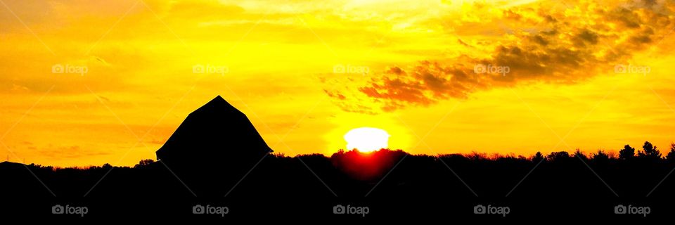 Beautiful sunset and an old Indiana barn