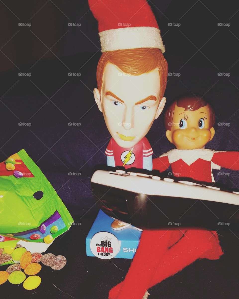 elf on the shelf relaxing