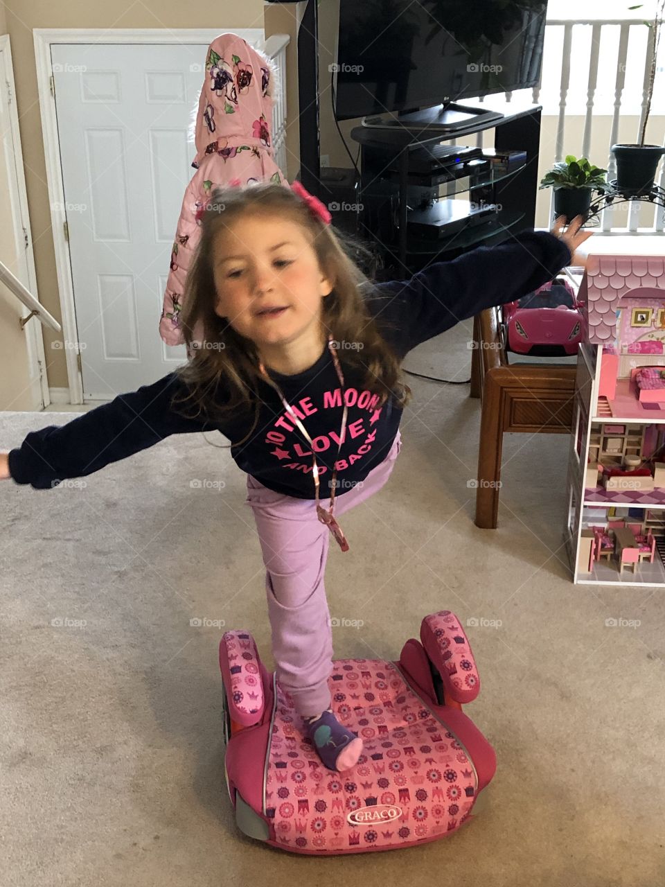 Trying Out New Car Seat!