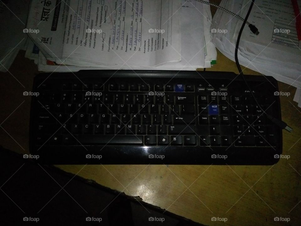 keyboard on the table.