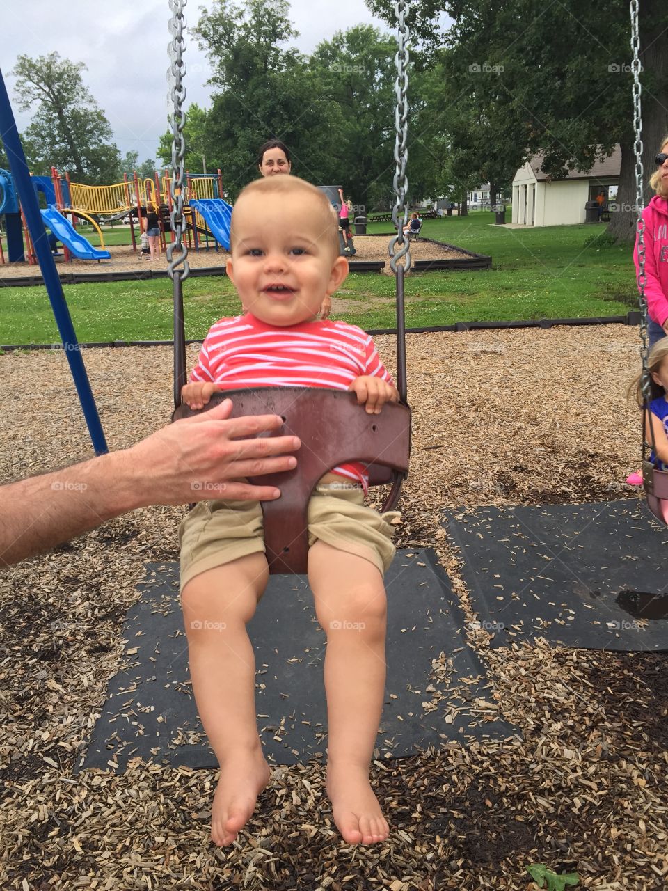 Baby in Swing 