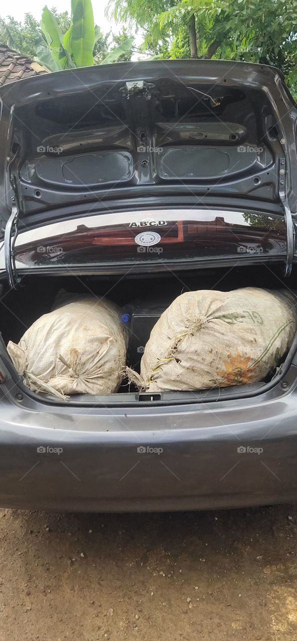 Car, Vehicle, No Person, Trash, Retro