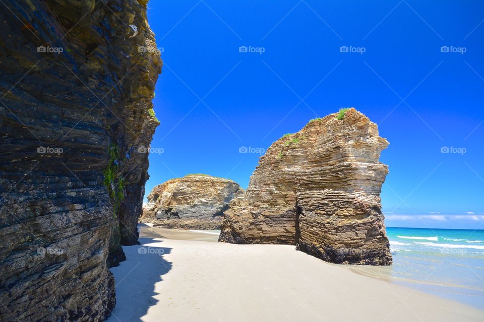 The Astonishing scenery at Playa de las Catedrales in Spain 