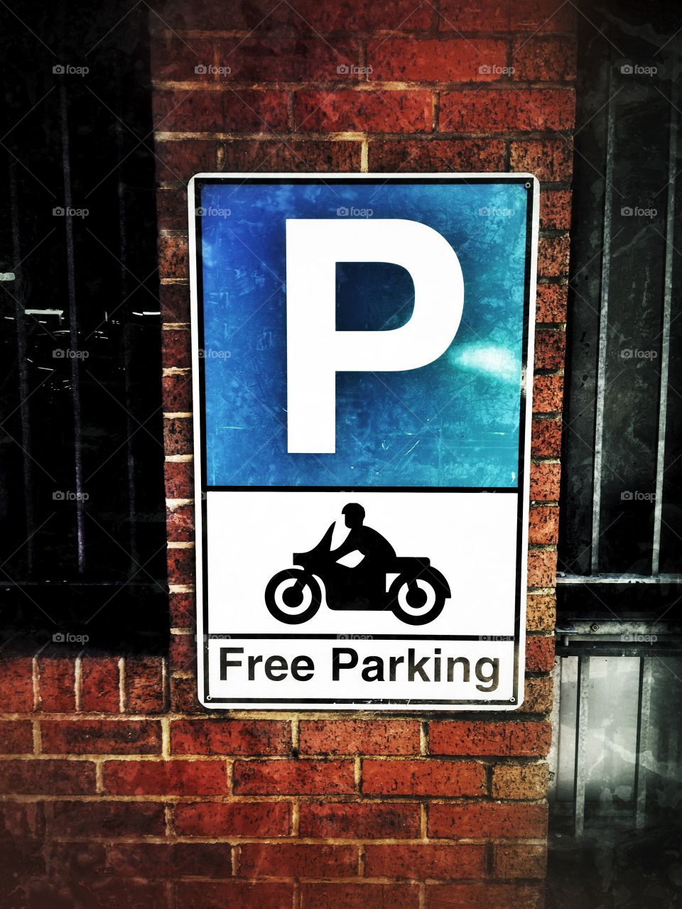 Parking sign 