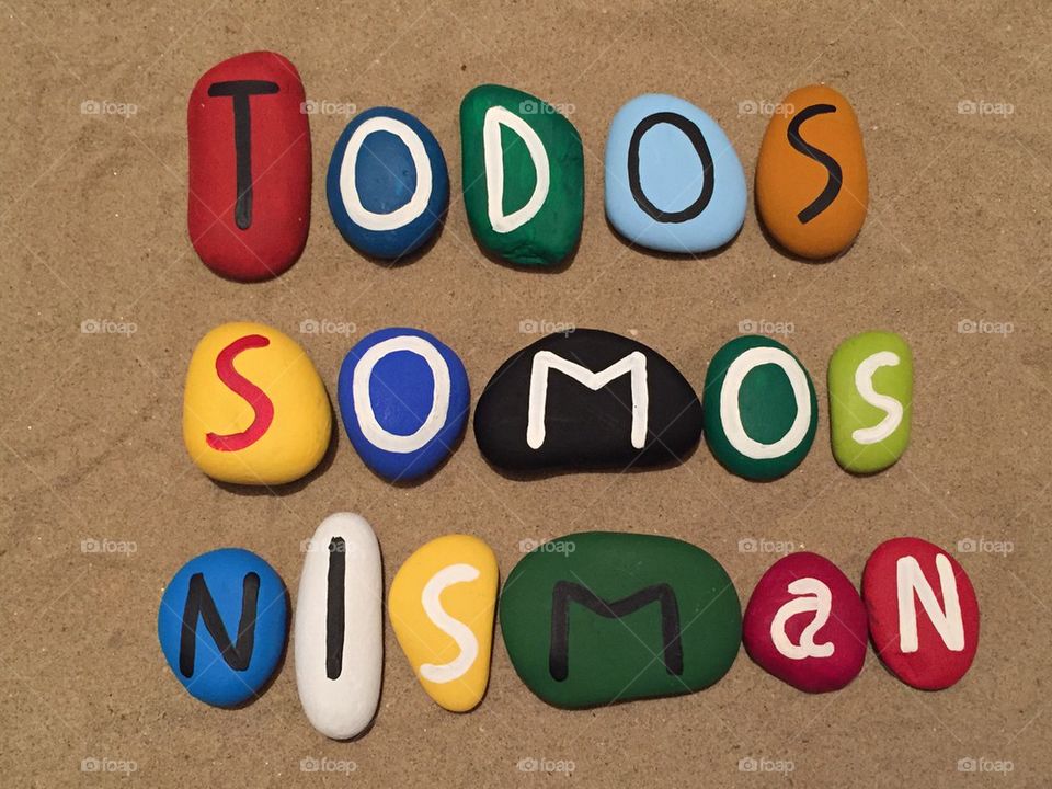 Todos Somos Nisman, stones composition commemoration