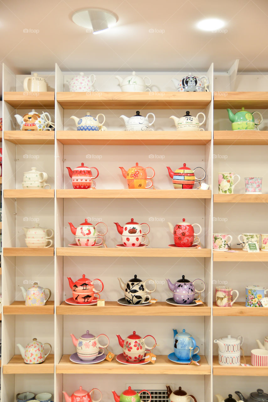 Tea pots mugs