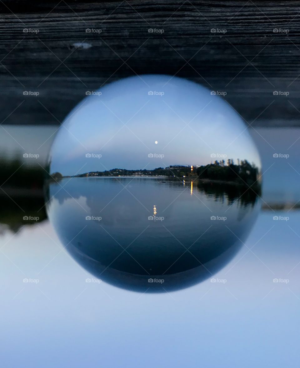 Lensball moonlight