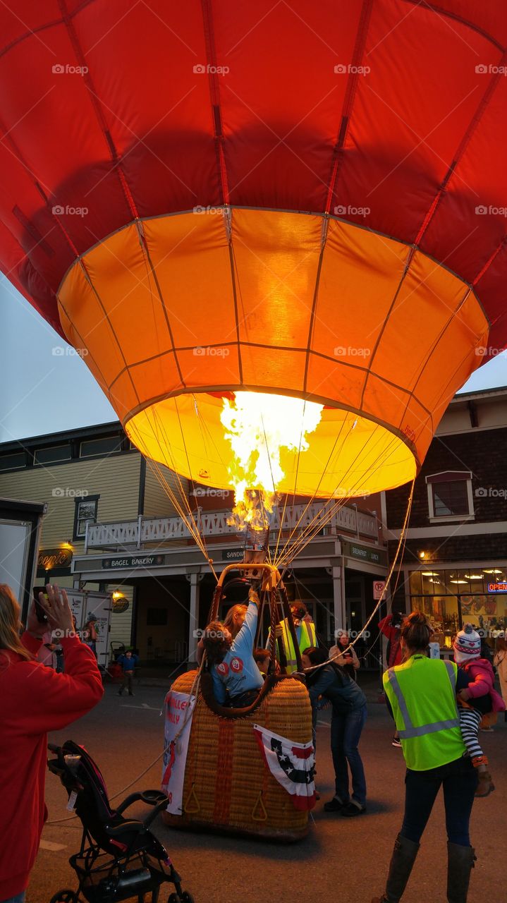 Durango Balloon Glow - flame on