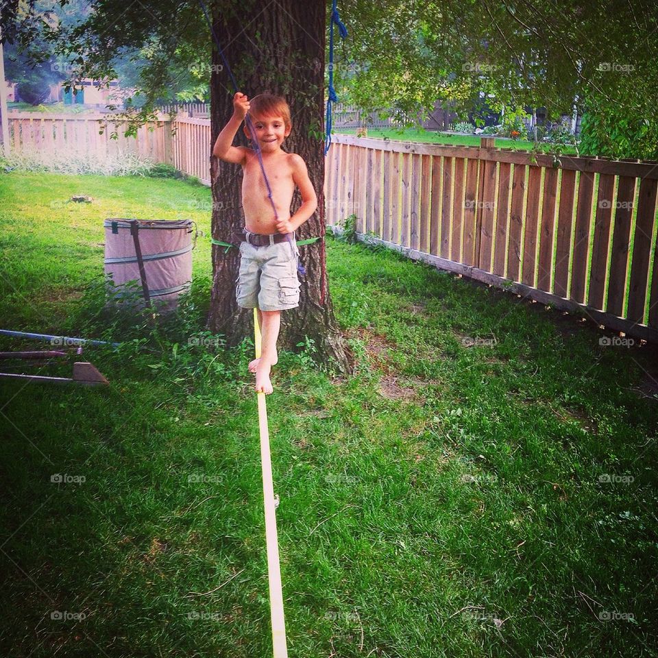 Slack lining