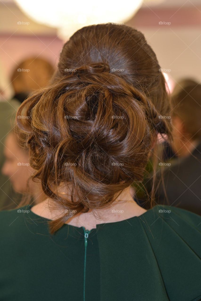 brunette woman, beautiful hair