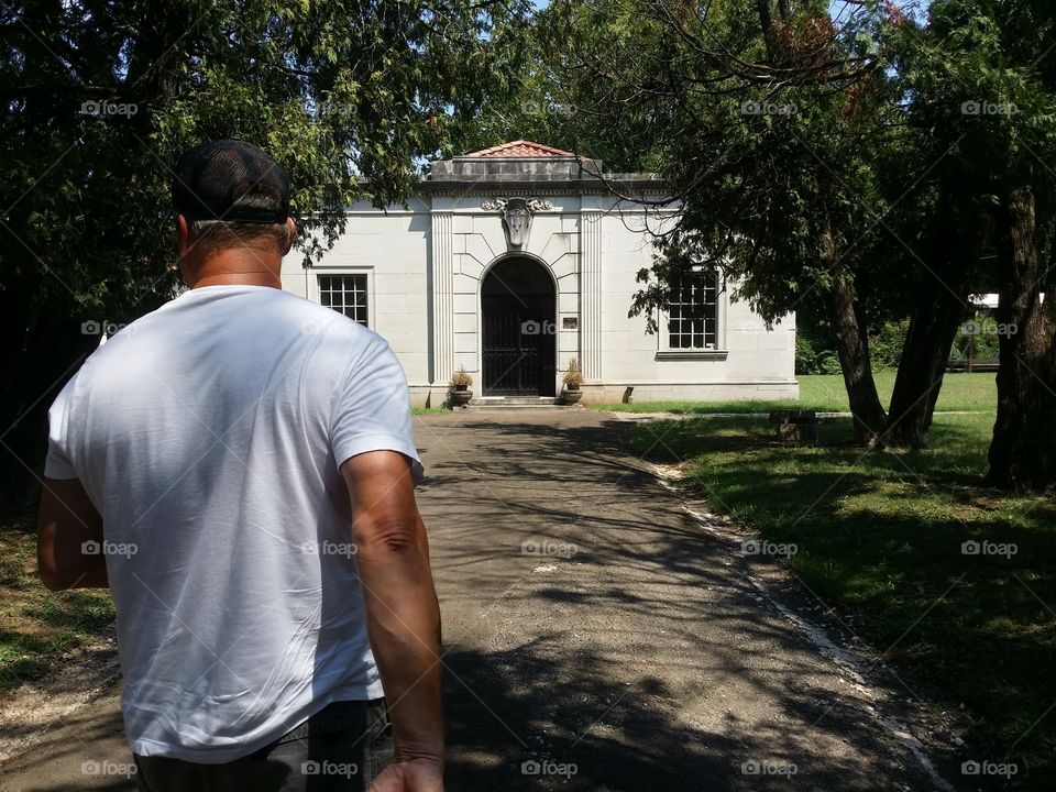 Exploring Historic  Haunted Mansions