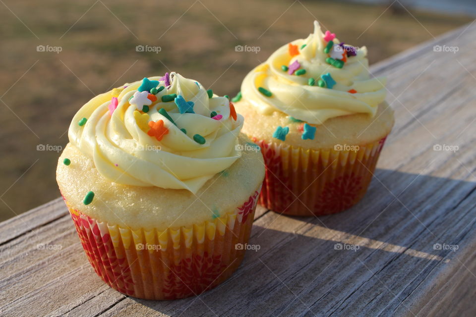 Cupcakes on outdoor table