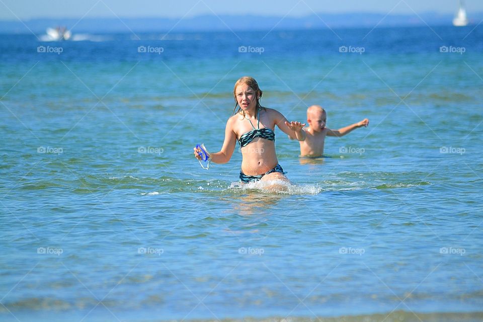 Siblings at the ocean