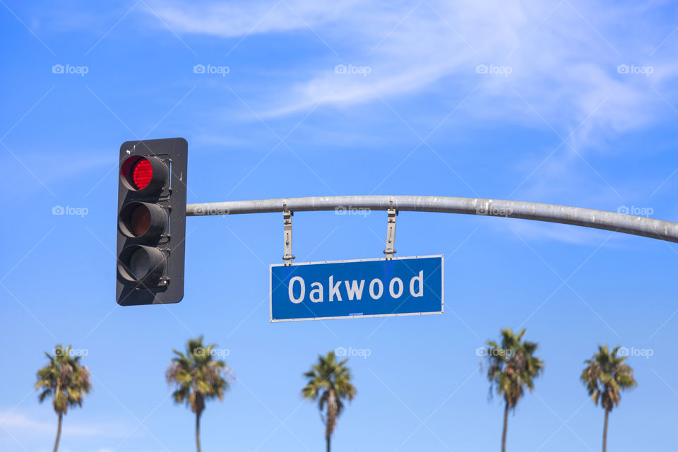 Red traffic signal in Oakwood