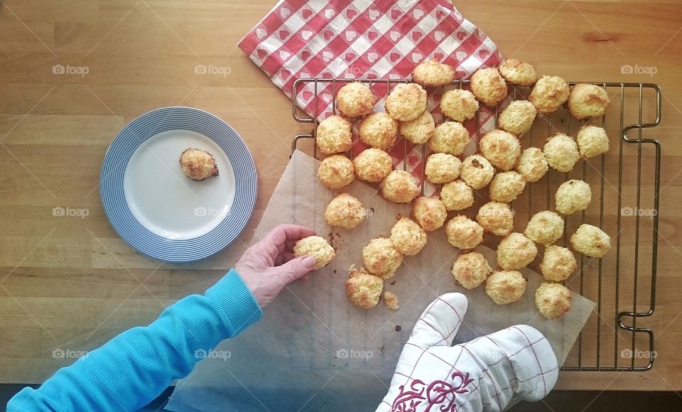 In the Kitchen - Baking Cookies and Christmas preparations