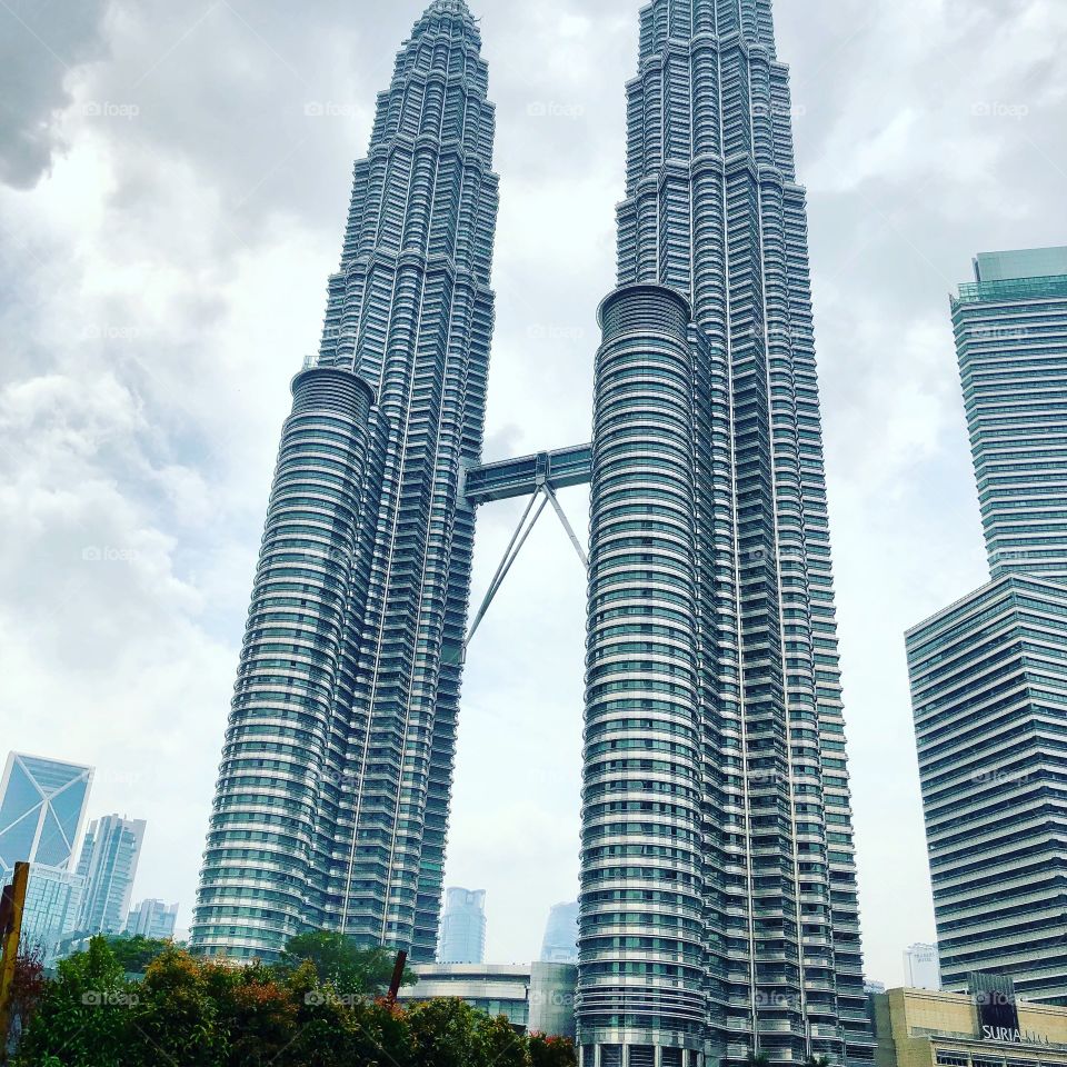 Twin tower 
