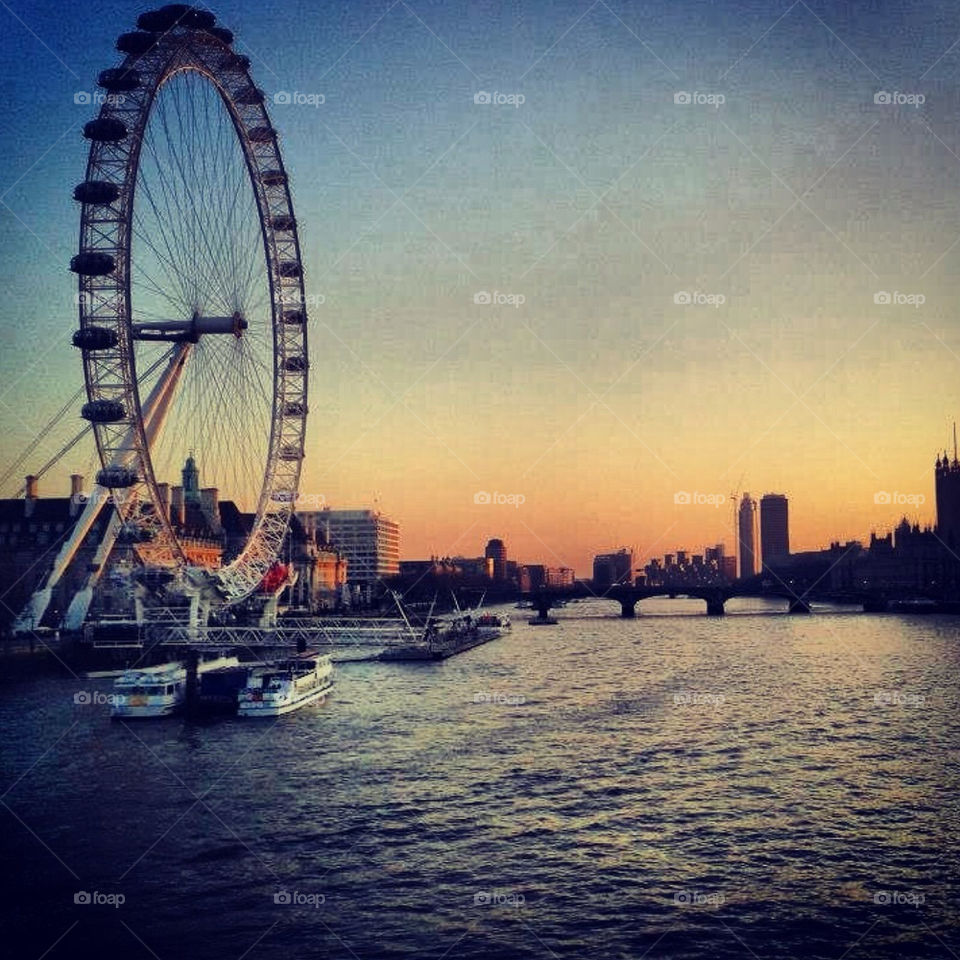 Thames river (London)