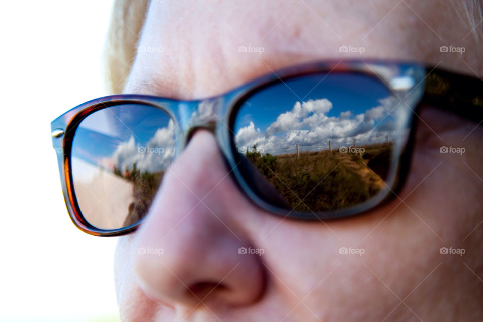 sky woman blue glasses by vinnyme