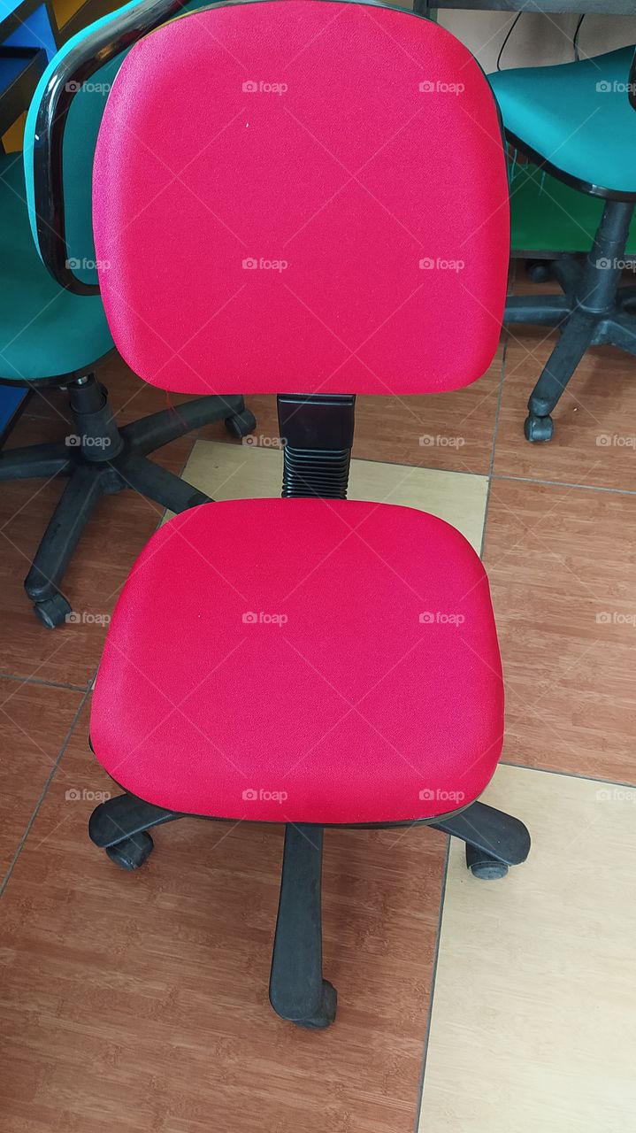 Comfortable seating for tech-savvy