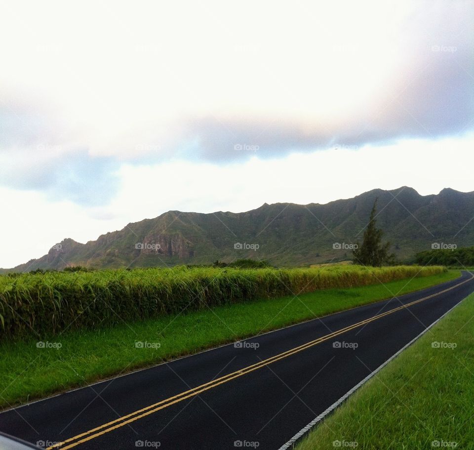 Kauai island mountain range
