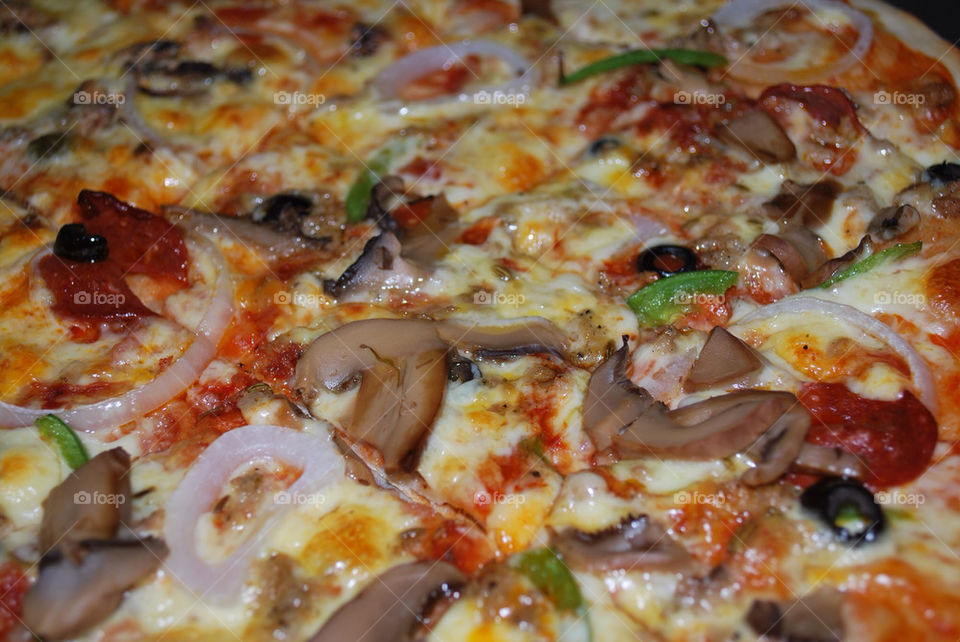 cheese pizza pepper mushrooms by spyderko