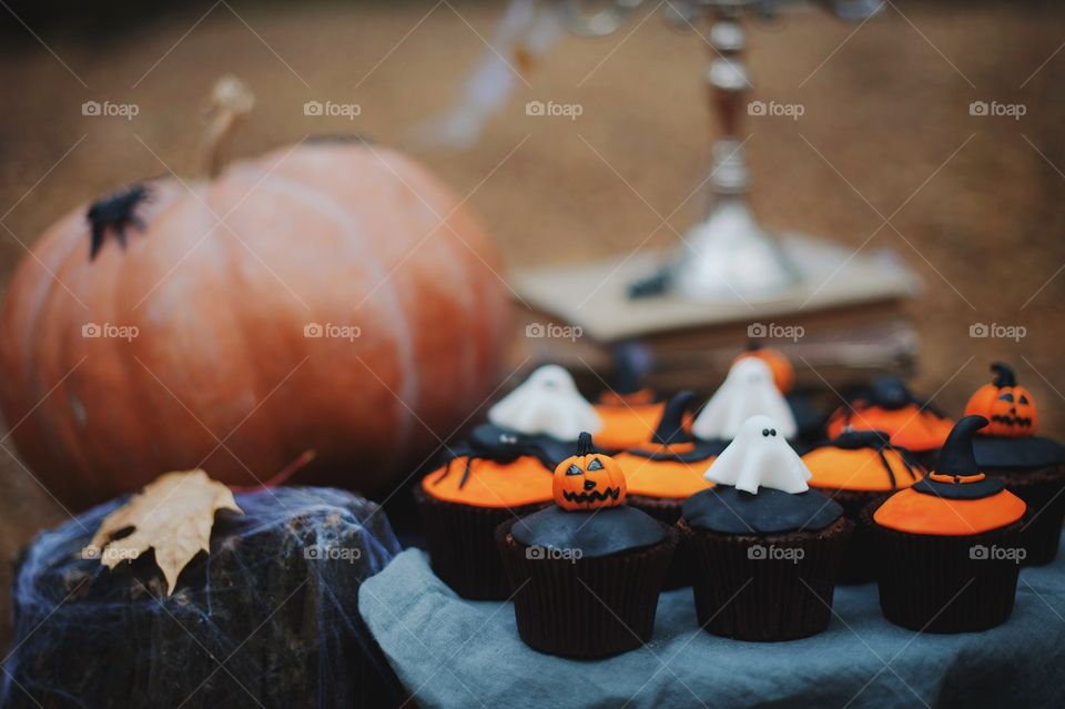 Close-up of halloween cupcakes