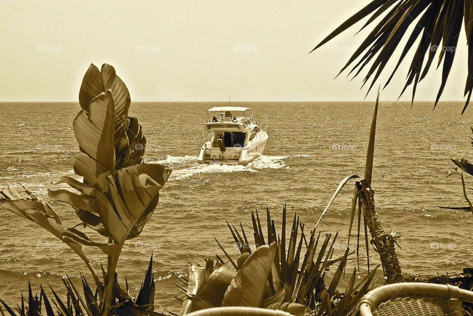 summer sea boat waves by lgt41