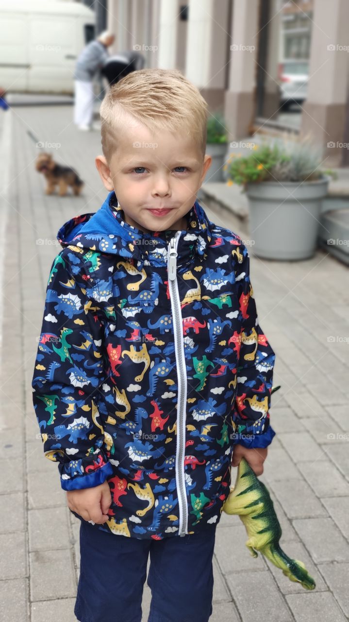 new haircut Kid and the dinosaur