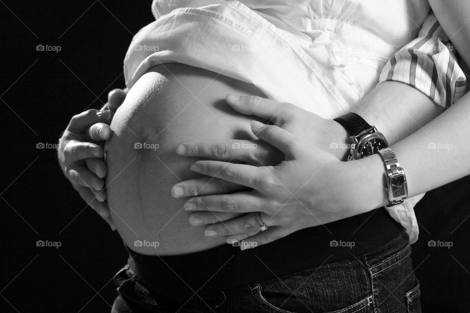 Pregnant mom to be and husband