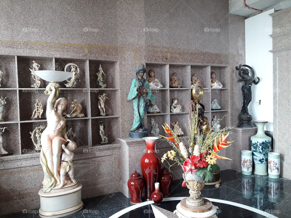room of figurines