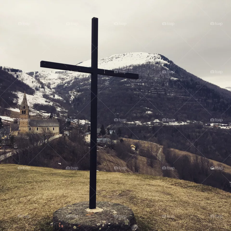 Cross 