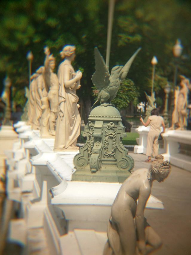 Art statue