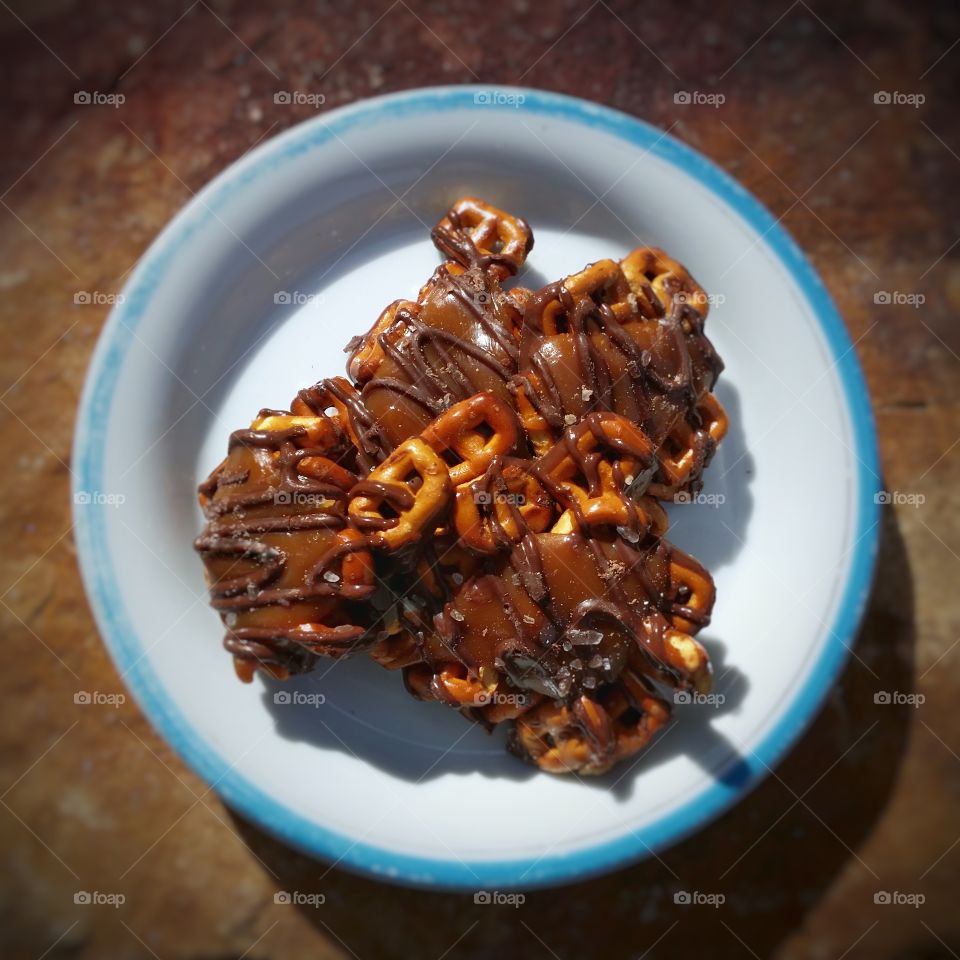 Chocolate Caramel Pretzels and Sea Salt