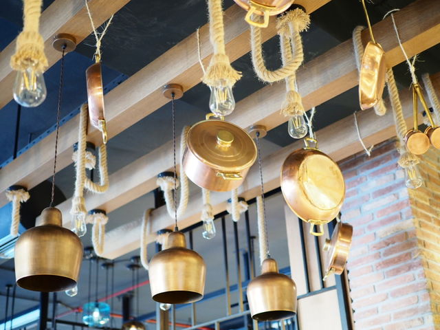 Cooking in gold 