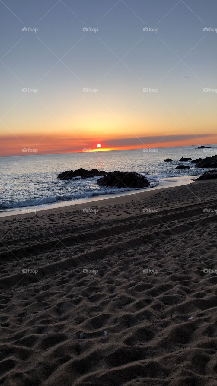 Sunset in Ourigo beach