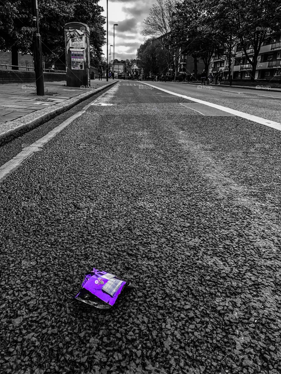 London Marathon 2019 this wrapper rolled in front of my shot 