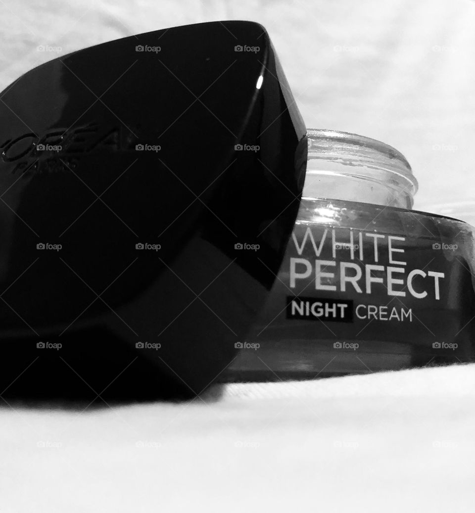 L’Oréal night cream 