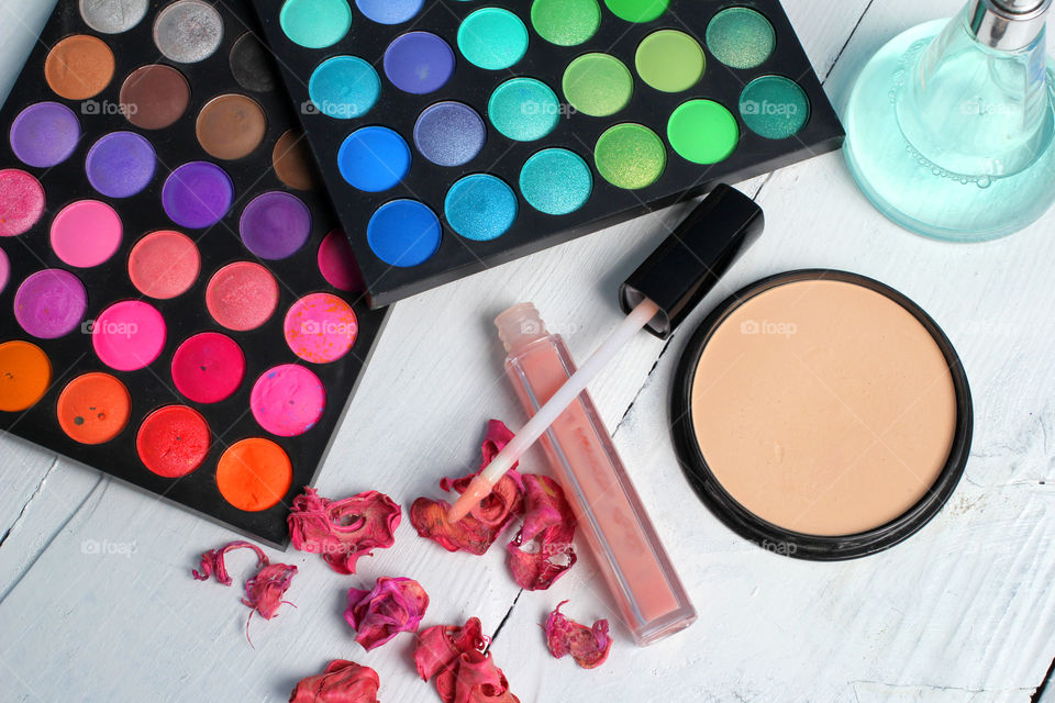 Cosmetics, makeup, ink, foundation, powder, blush, lipstick, personal care, perfume, beauty salon, female beauty, paint, palette, palette of shadows, palette for eyes, flower petals