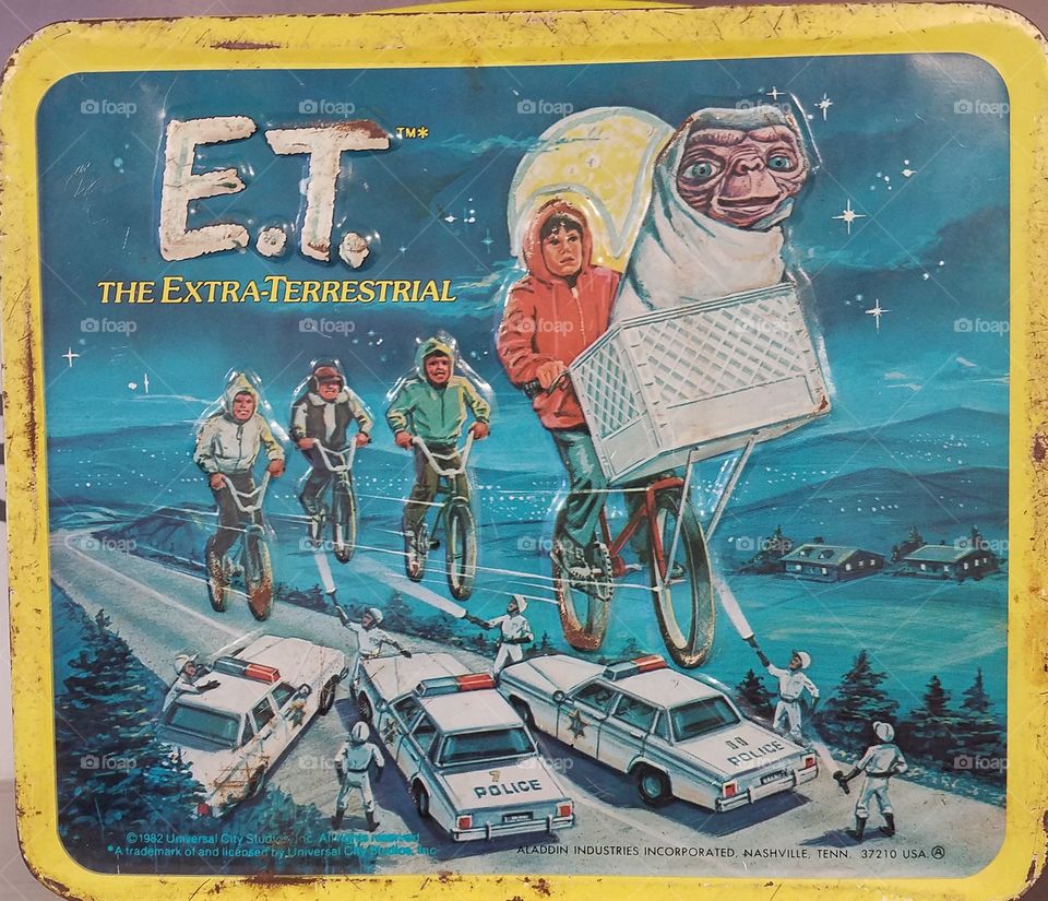 Old E.T. lunch box