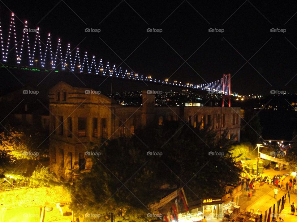Istanbul, bosphorus bridge at night