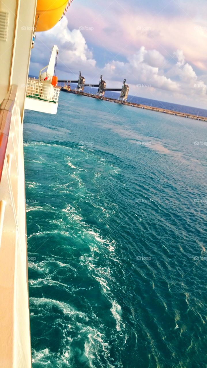 Port of Barbados. engines started🚢