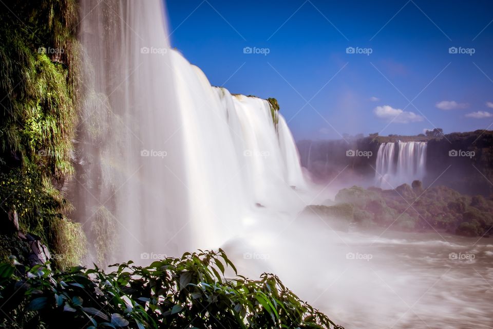 Iguassu Falls... a huge waterfall between Brazil and Argentina 