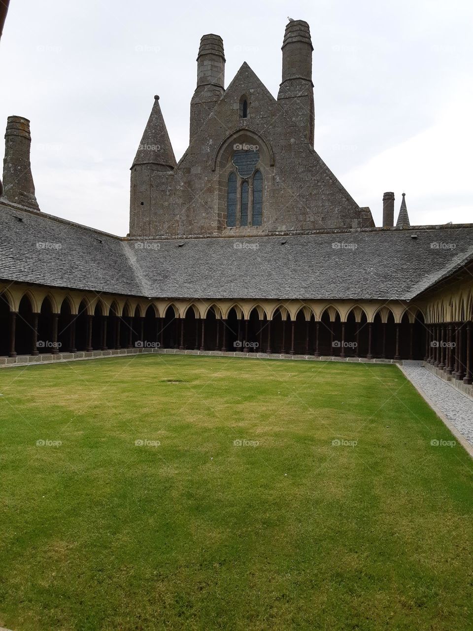 Mont Saint Michel - Monastery Abbey - region de Bretagne