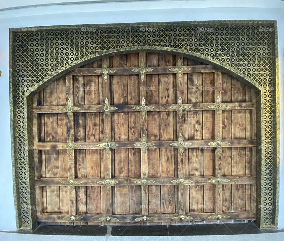 Artest ancient door 