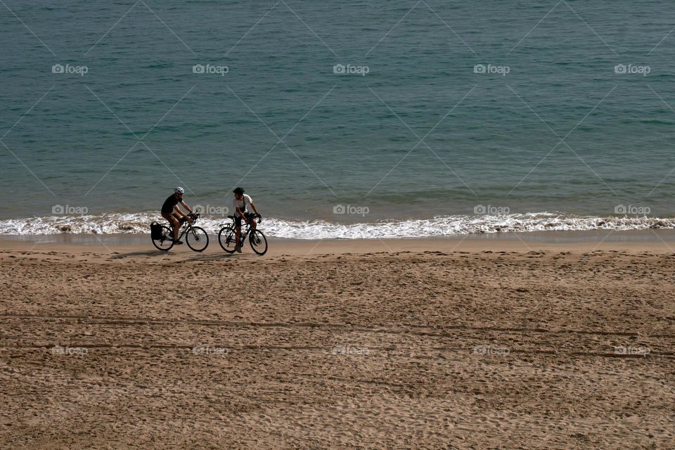 Cycling in the Beach 