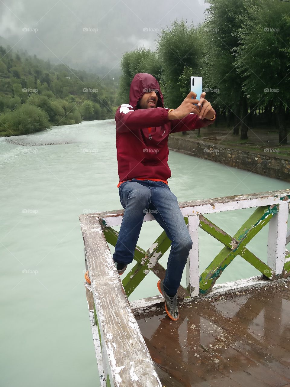 Rainy days wonderful natural beauty greenery amazing atmosphere environment clean and fresh Air waters cool view
📸 Muneeb bhat